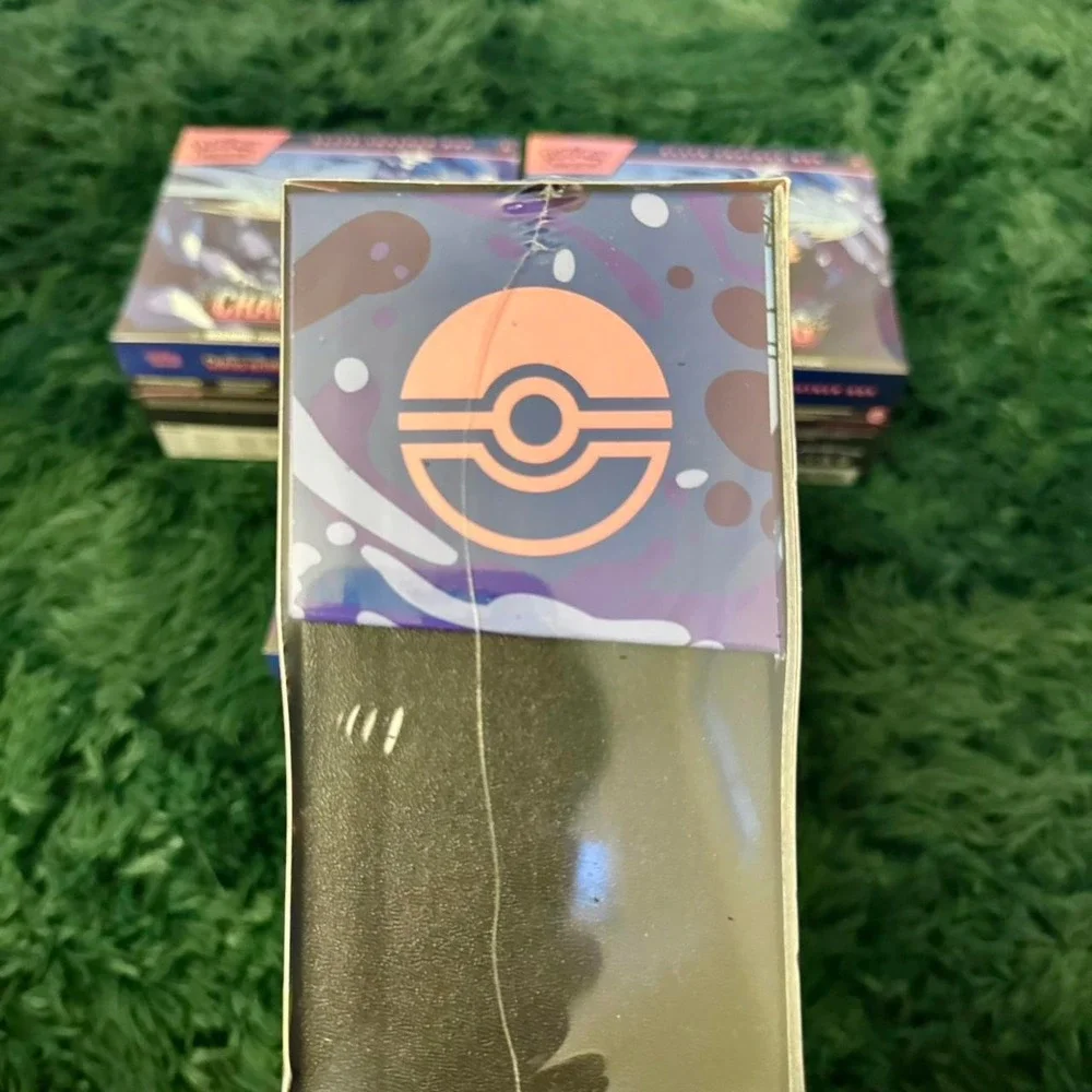 4 Pokemon Chaos Rising ETB